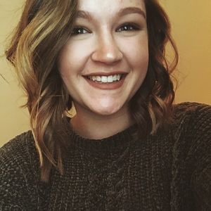 Meet your Posher, Kaitlyn